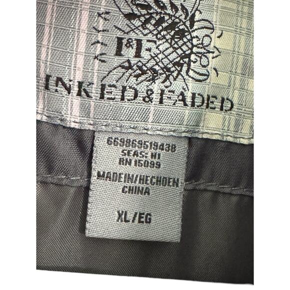 Inked & Faded Gray Puffer Vest XL Quilted Toggle Clasp Vest Winter #4149 - Picture 5 of 8